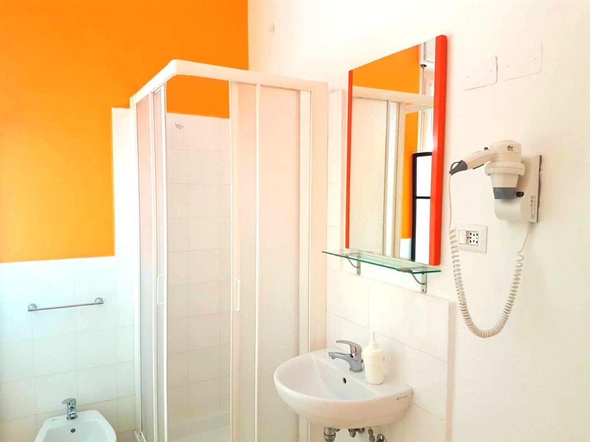Lc Rooms ปิซา ภายนอก รูปภาพ